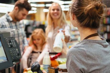 La tactique imparable pour choisir la meilleure caisse au supermarché