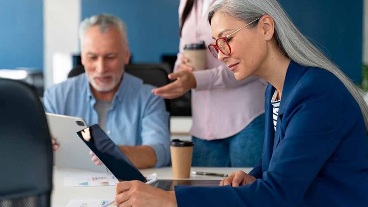 Pourquoi les seniors ont-ils du mal à trouver ou à conserver du travail ?