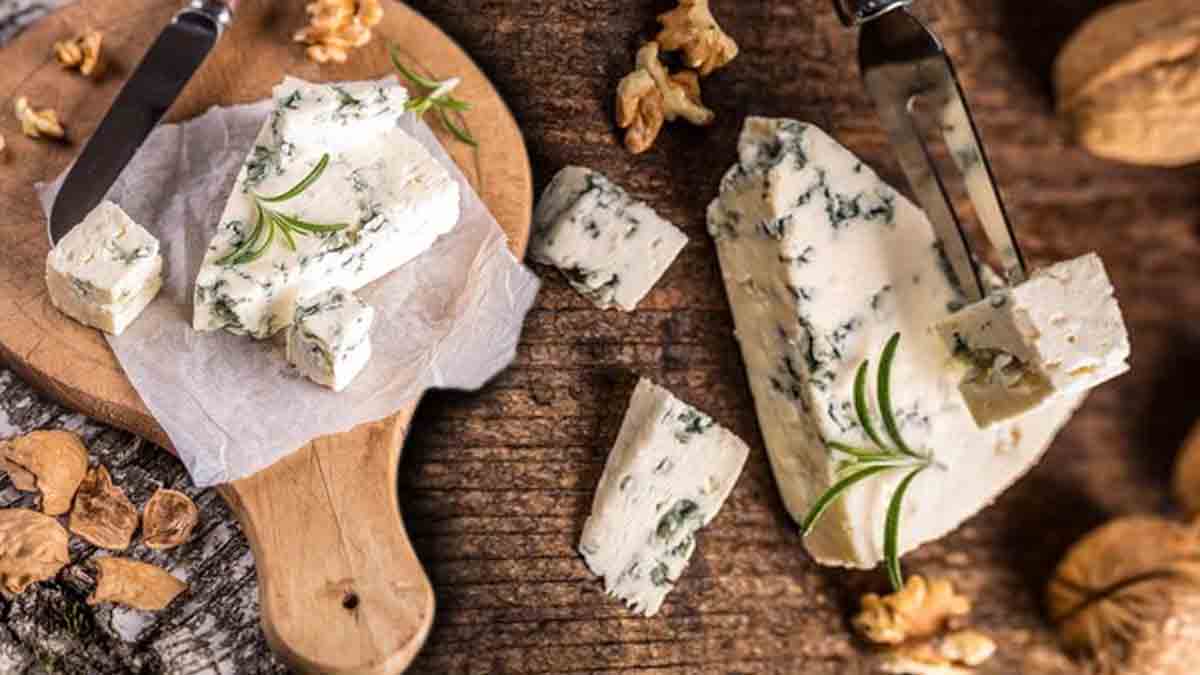 Rappel de gorgonzola contaminé par de la Listeria partout en France, quatre enseignes concernées