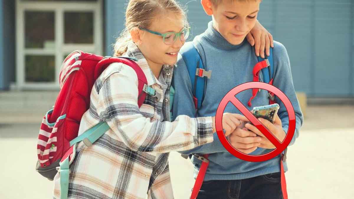 Collèges de France : téléphones portables bannis à la rentrée scolaire 2024, l'expérience américaine inspire la France