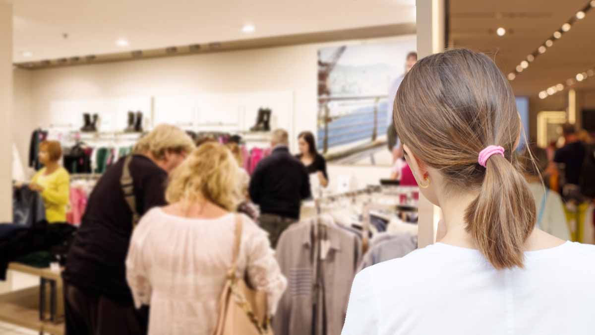 Cette célèbre enseigne de mode provoque le choc en France avec l'annonce de la fermeture de ses magasins