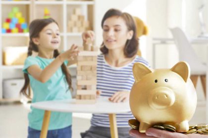 Garde d’enfants : ces aides financières auxquelles les parents peuvent recourir