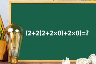 Serez-vous capables de trouver la réponse à cette expression mathématique (2+2(2+2×0)+2×0) en moins de 7 secondes ?